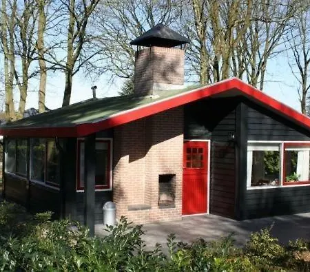 ホリデーパーク Park De Haeghehorst エルメロ